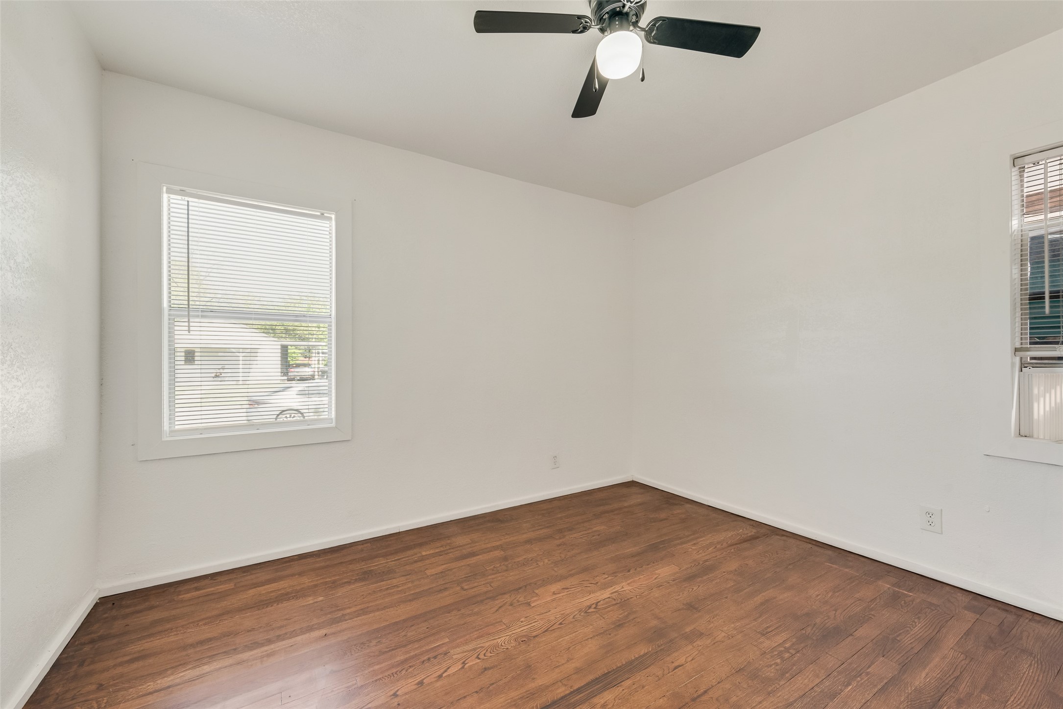 1836 Carver Avenue Fort Worth TX 76102
