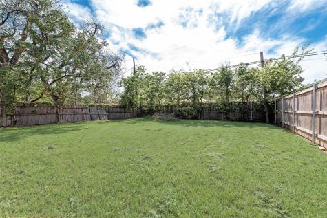 1836 Carver Avenue Fort Worth TX 76102