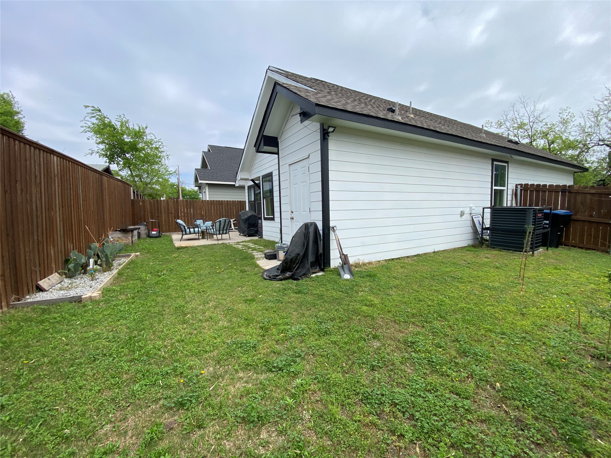 2214 Gordon Street Greenville TX 75401