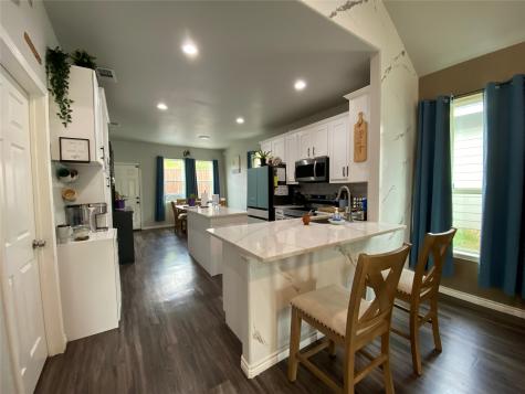 2214 Gordon Street Greenville TX 75401
