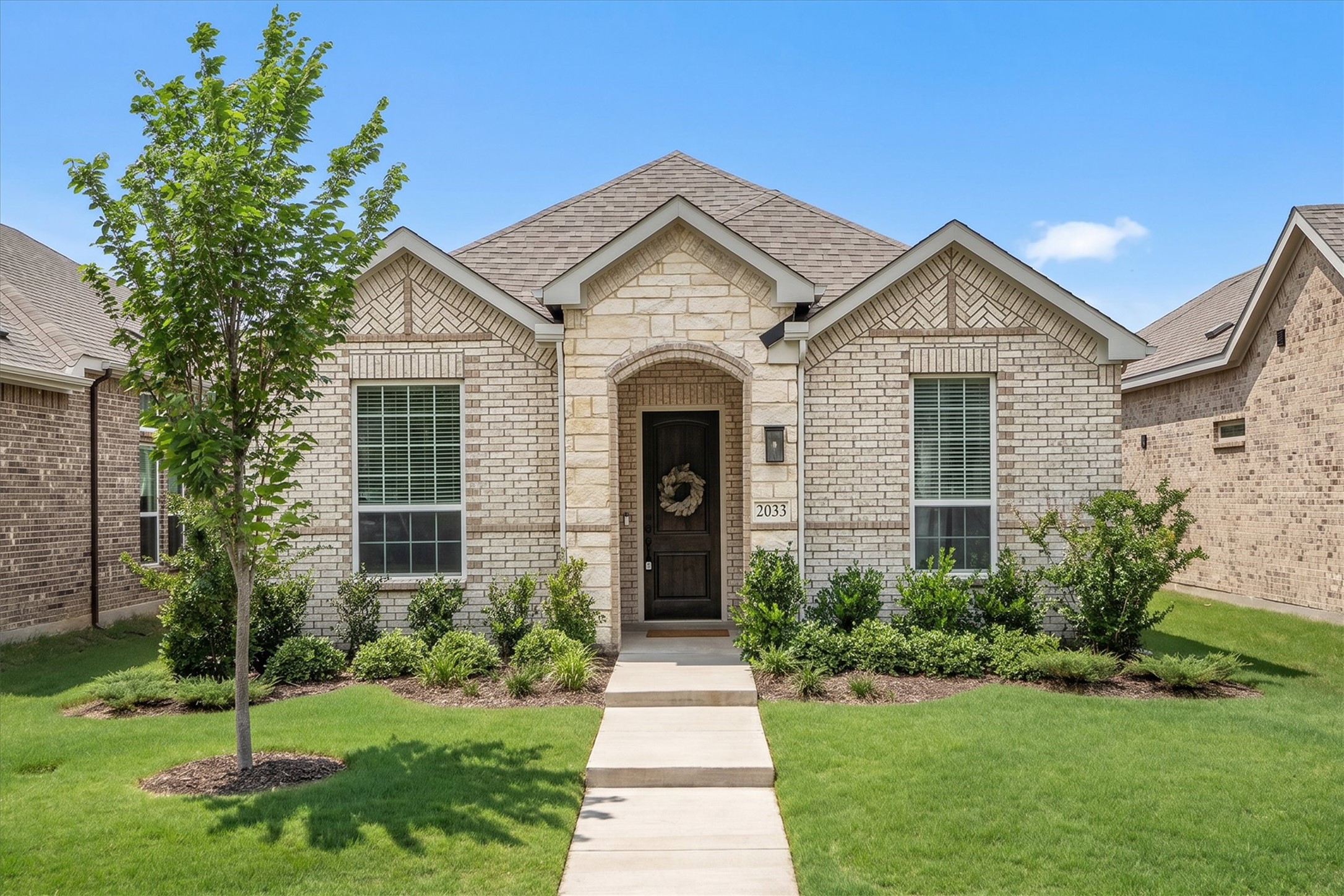 2035 Sherwood Drive Garland TX 75041
