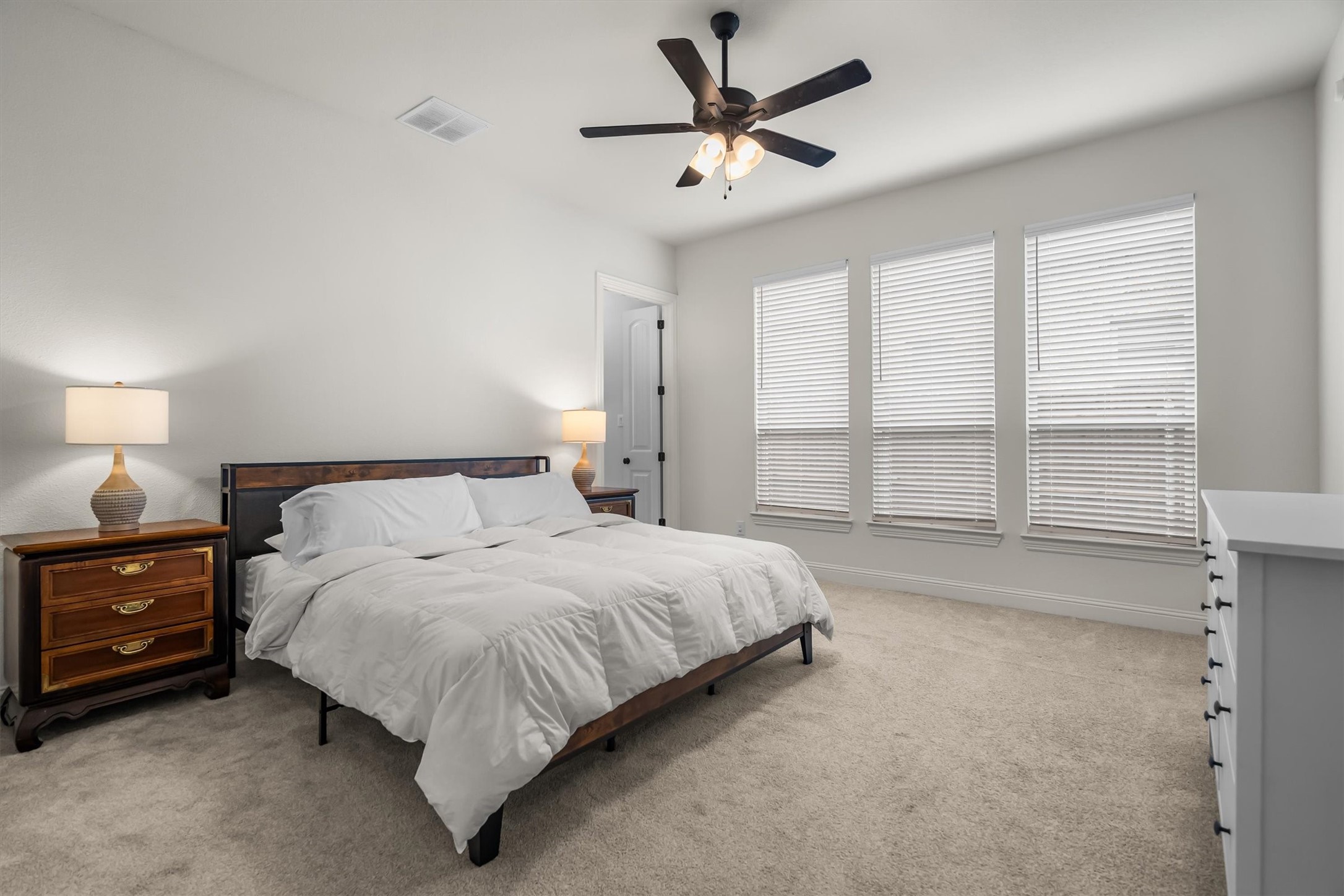 2035 Sherwood Drive Garland TX 75041