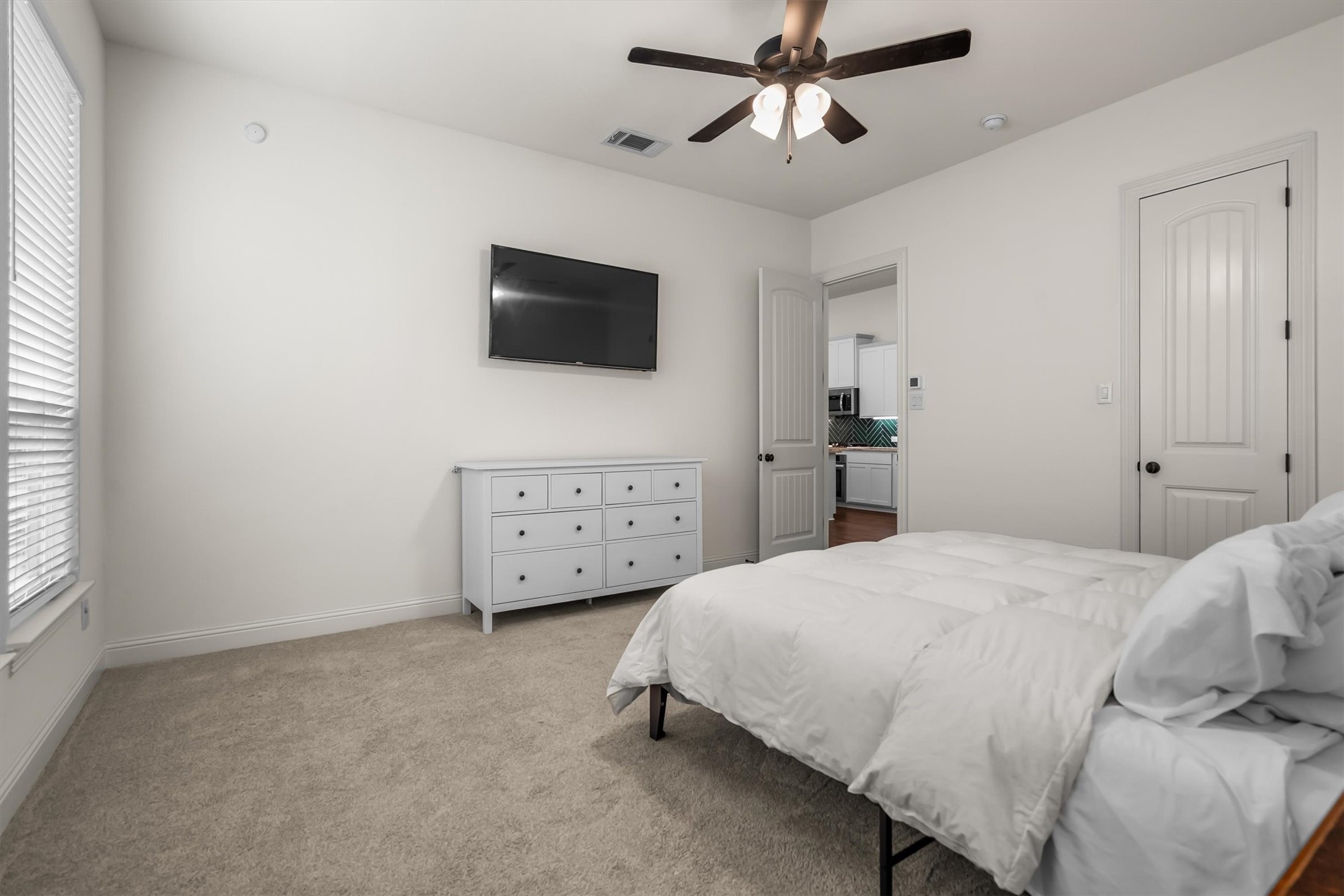2035 Sherwood Drive Garland TX 75041