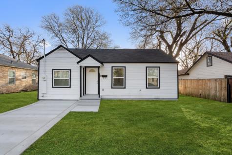 4726 Bartlett Avenue Dallas TX 75216