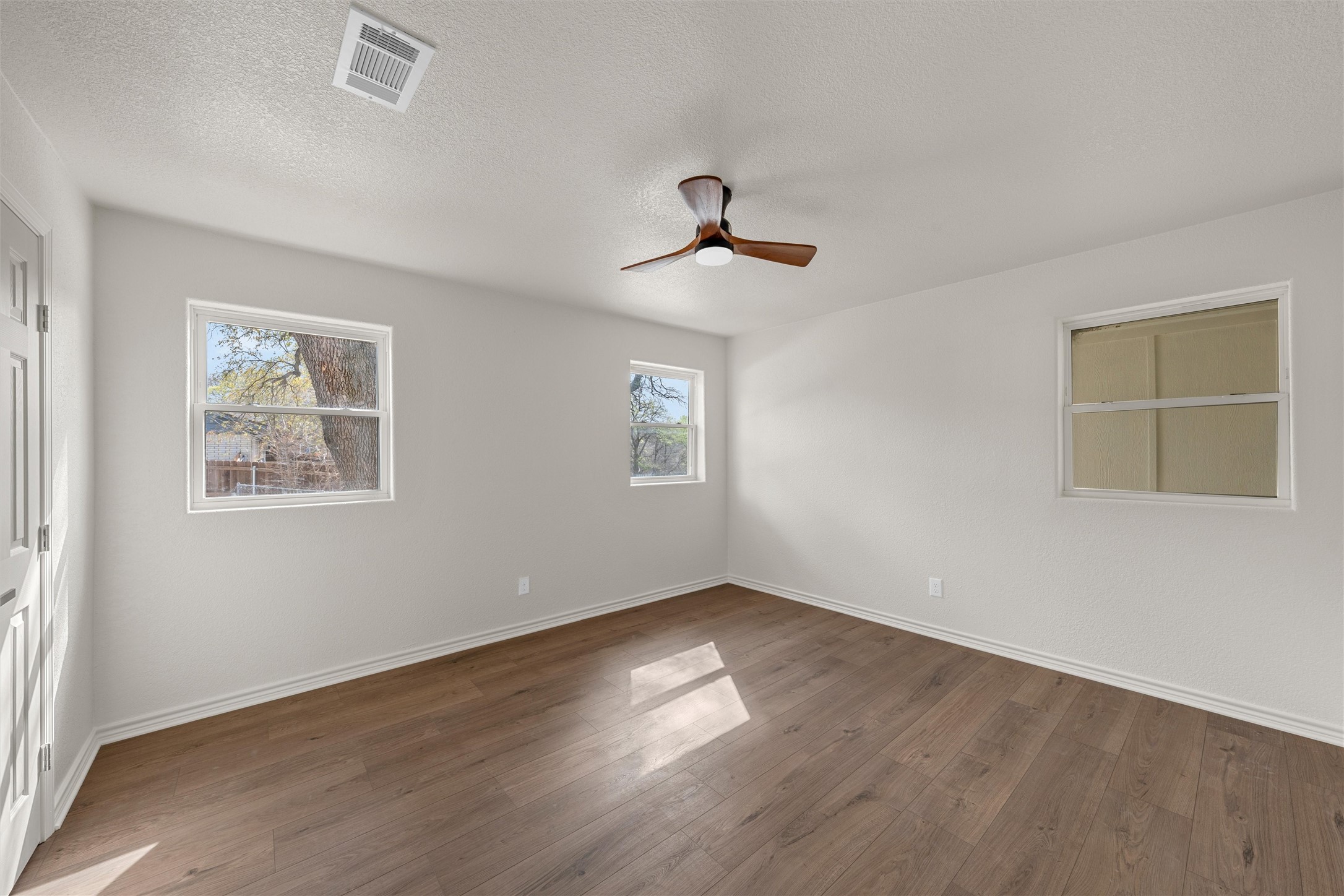14014 Harbor Drive Woodway TX 76712