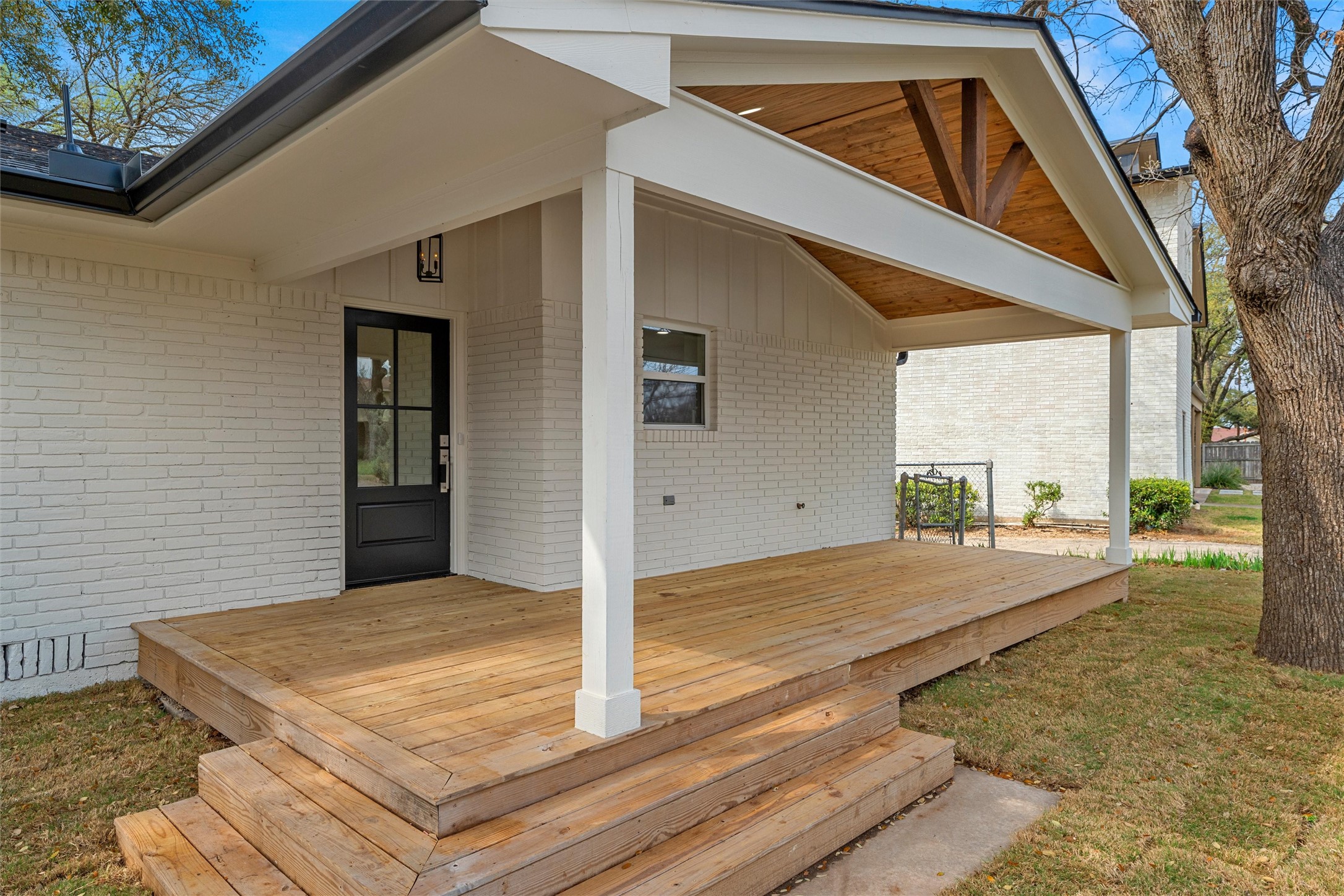 14014 Harbor Drive Woodway TX 76712
