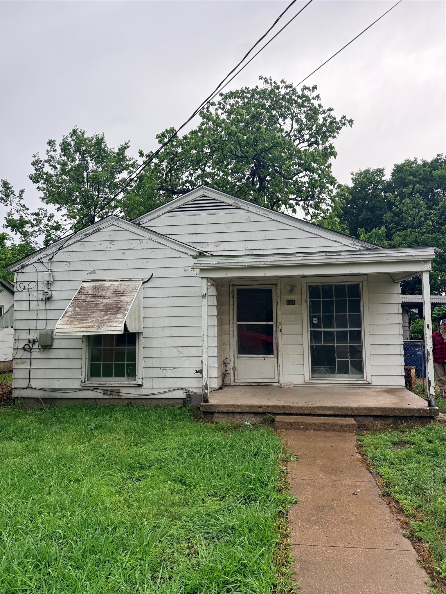 821 Hillburn Drive Dallas TX 75217