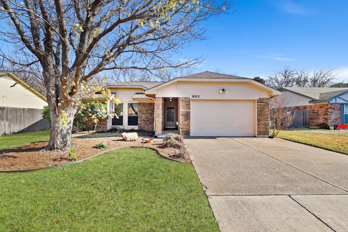 6215 Arrowwood Drive Arlington TX 76001