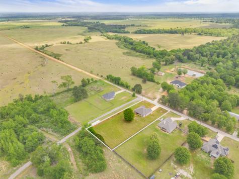 16889 County Road 3224 Winona TX 75792
