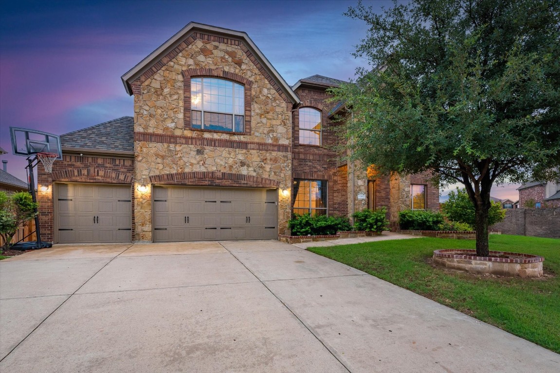 1200 Hayfield Street Roanoke TX 76262
