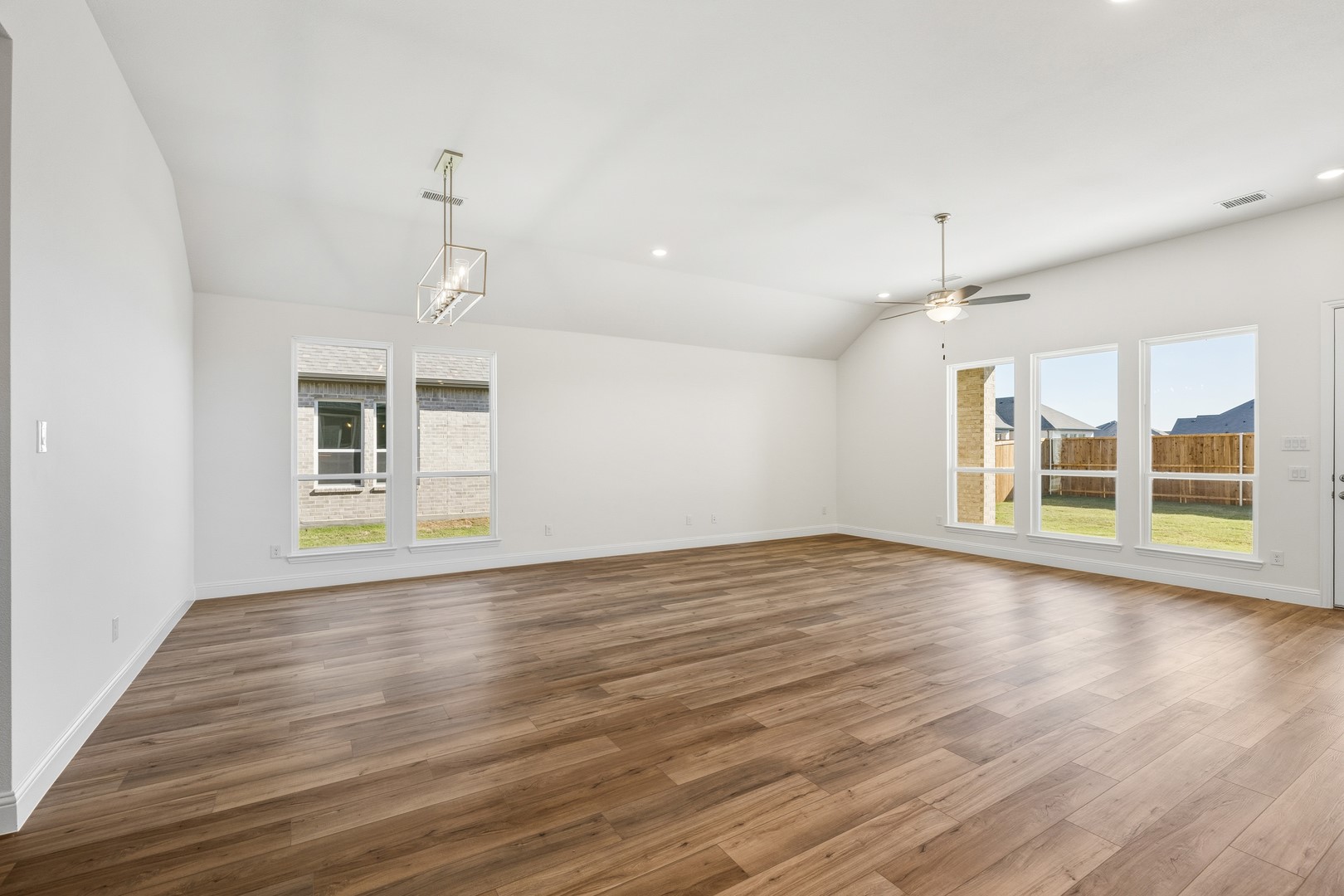188 Mountain Laurel Drive Waxahachie TX 75165