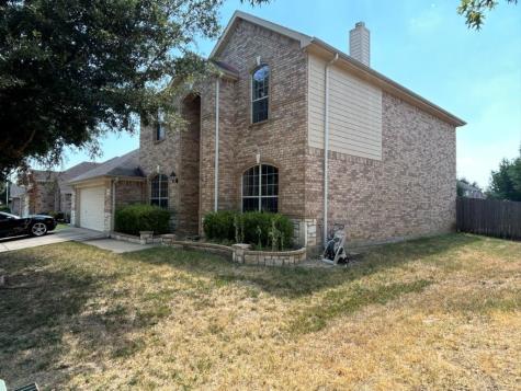 1303 Fleetwood Cove Drive Grand Prairie TX 75052
