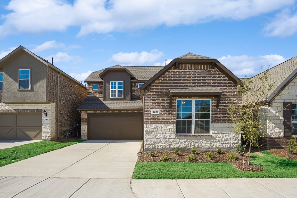 2221 Crooked Bow Drive Mesquite TX 75149