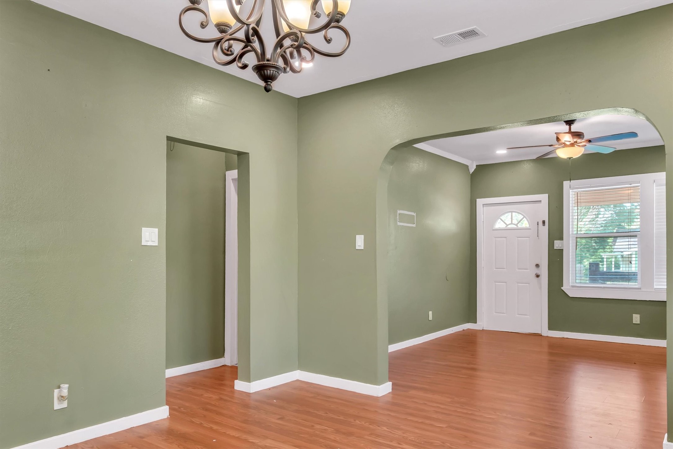 1315 E Arlington Avenue Fort Worth TX 76104