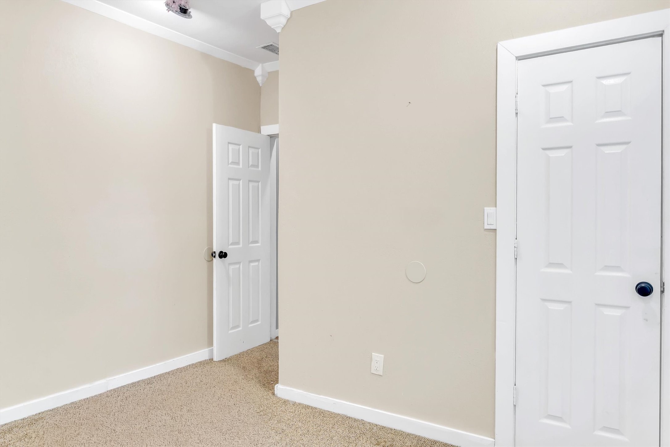 1315 E Arlington Avenue Fort Worth TX 76104