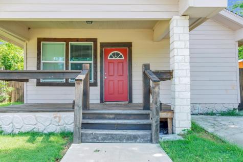 1315 E Arlington Avenue Fort Worth TX 76104