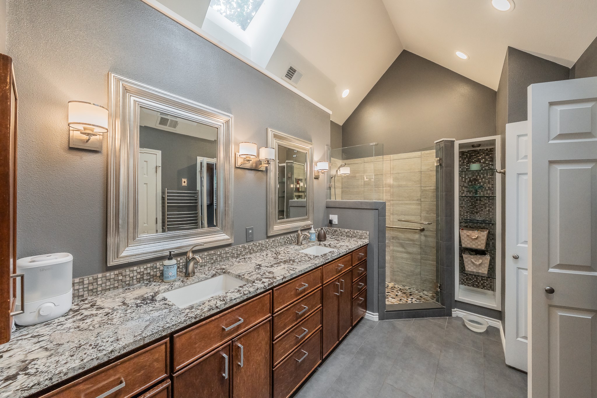 2609 Shadow Ridge Drive Arlington TX 76006