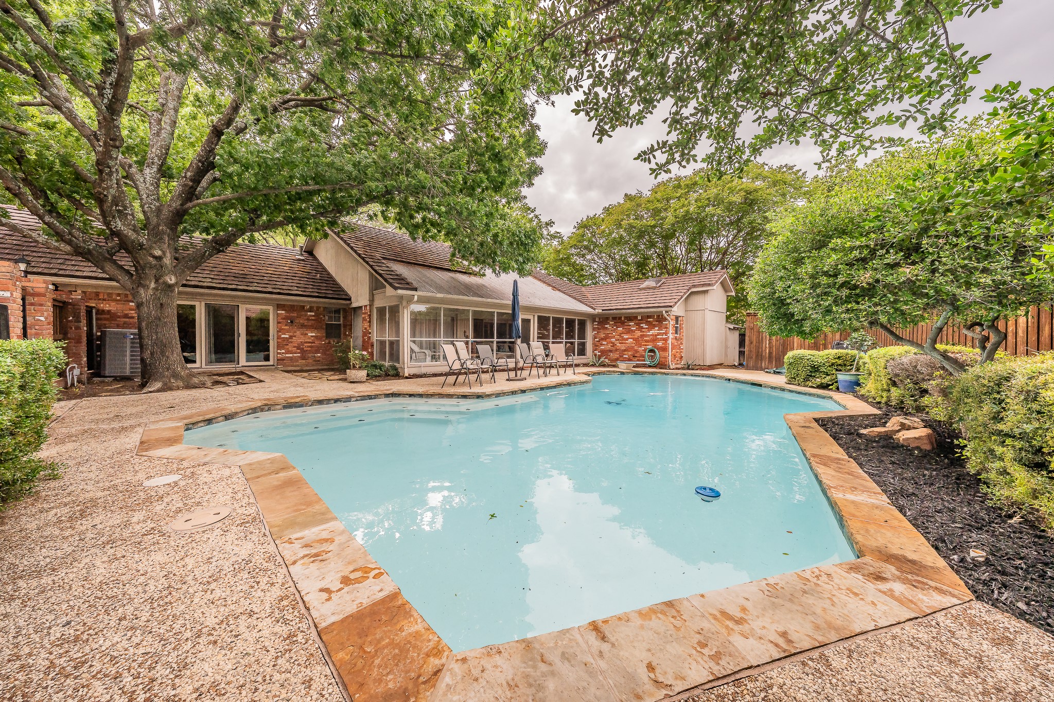 2609 Shadow Ridge Drive Arlington TX 76006
