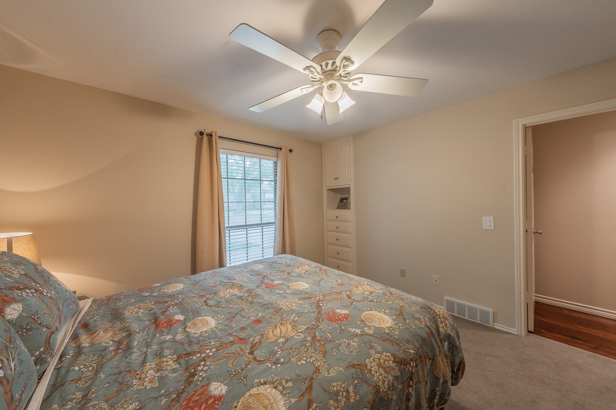 2609 Shadow Ridge Drive Arlington TX 76006