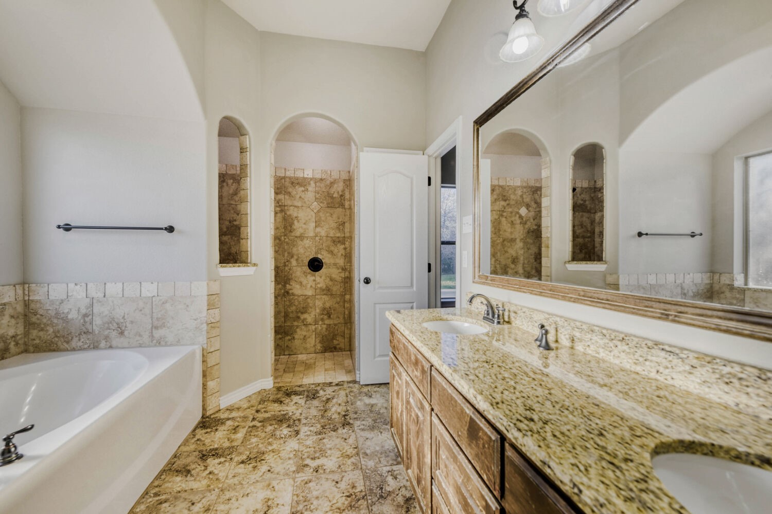 104 Lyndsey Court Boyd TX 76023