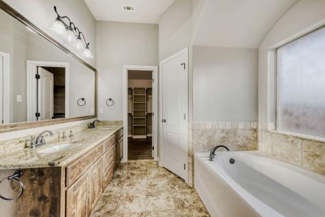 104 Lyndsey Court Boyd TX 76023