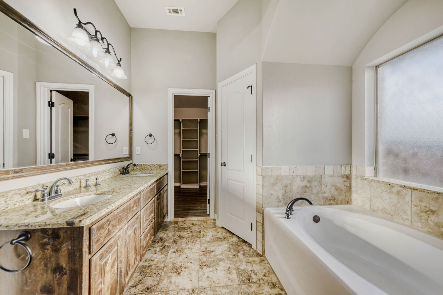 104 Lyndsey Court Boyd TX 76023