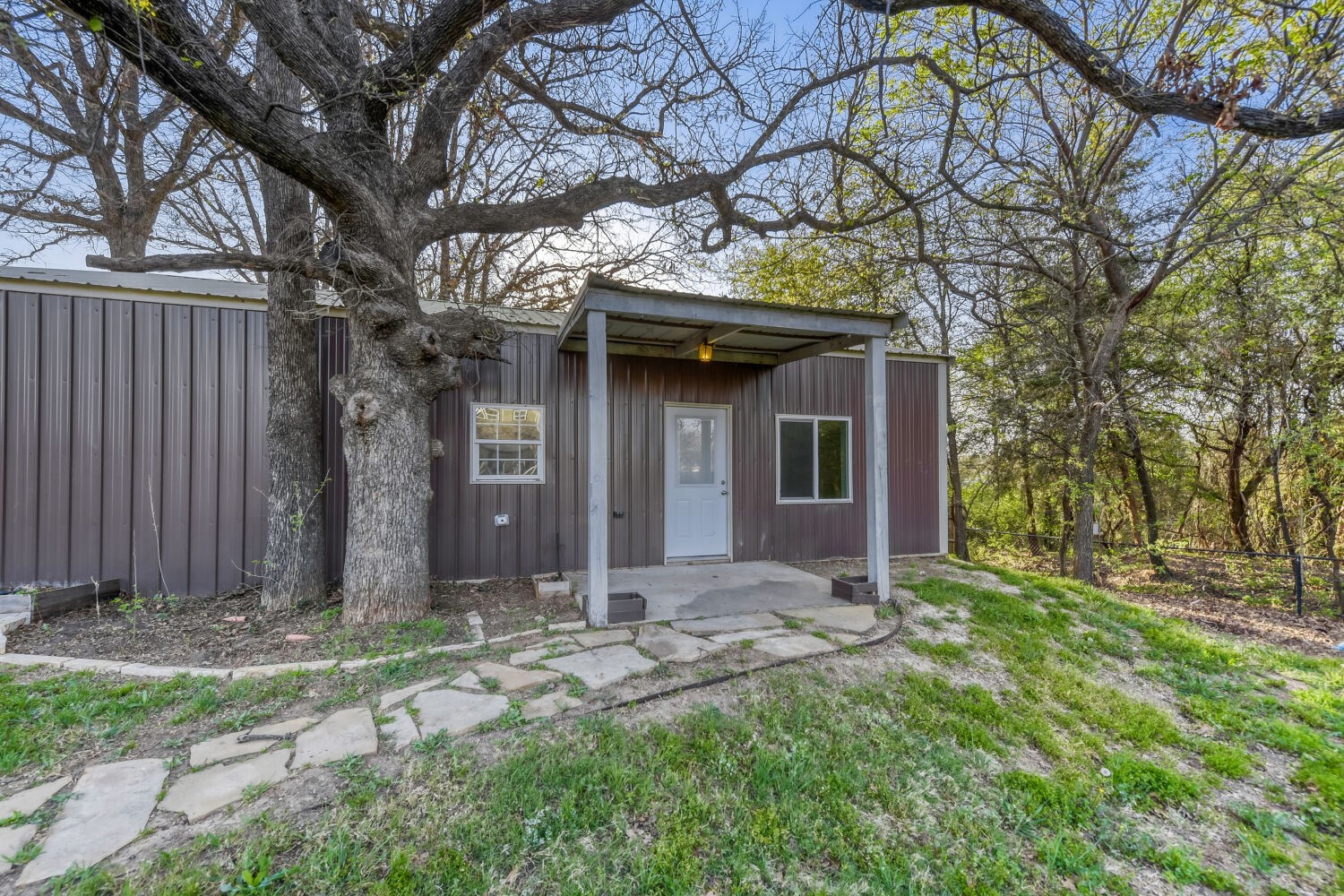104 Lyndsey Court Boyd TX 76023