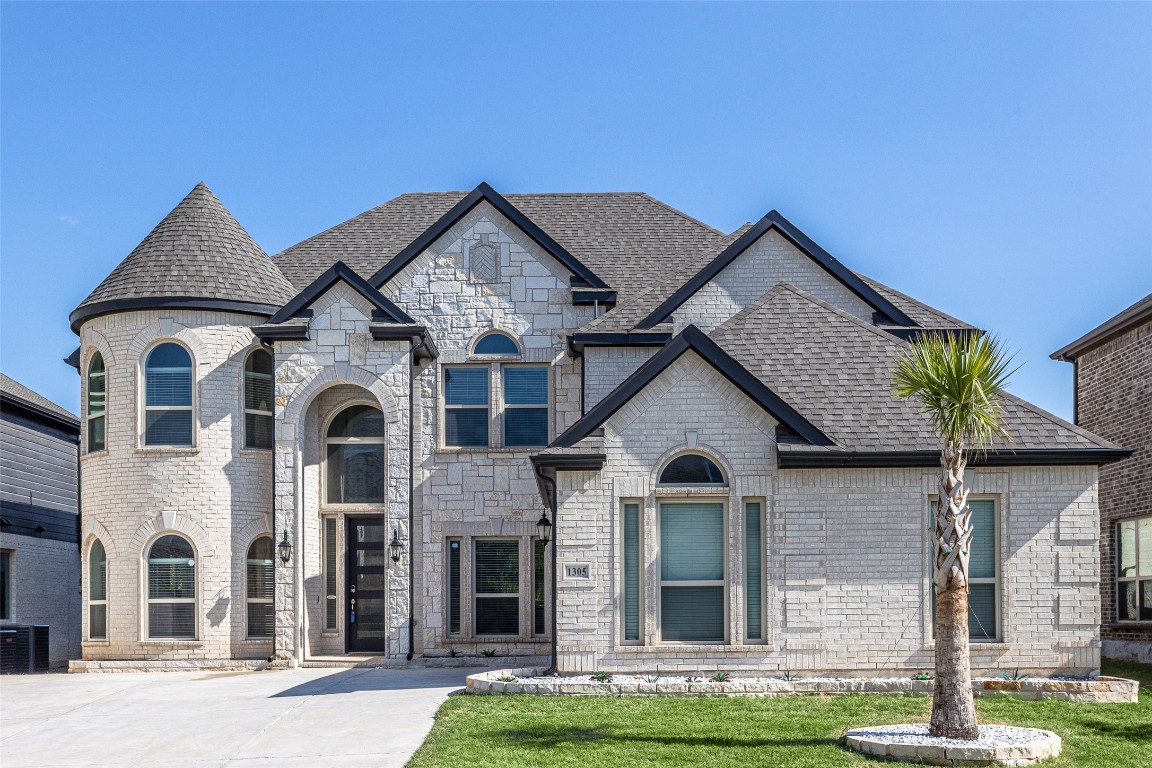 1305 Hoyt Drive Mckinney TX 75071