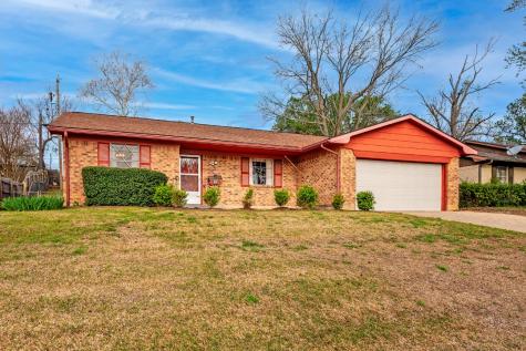 209 Ross Avenue Denison TX 75020