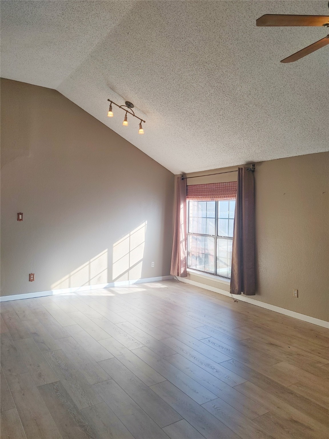 5430 Blue Cove Drive Garland TX 75043
