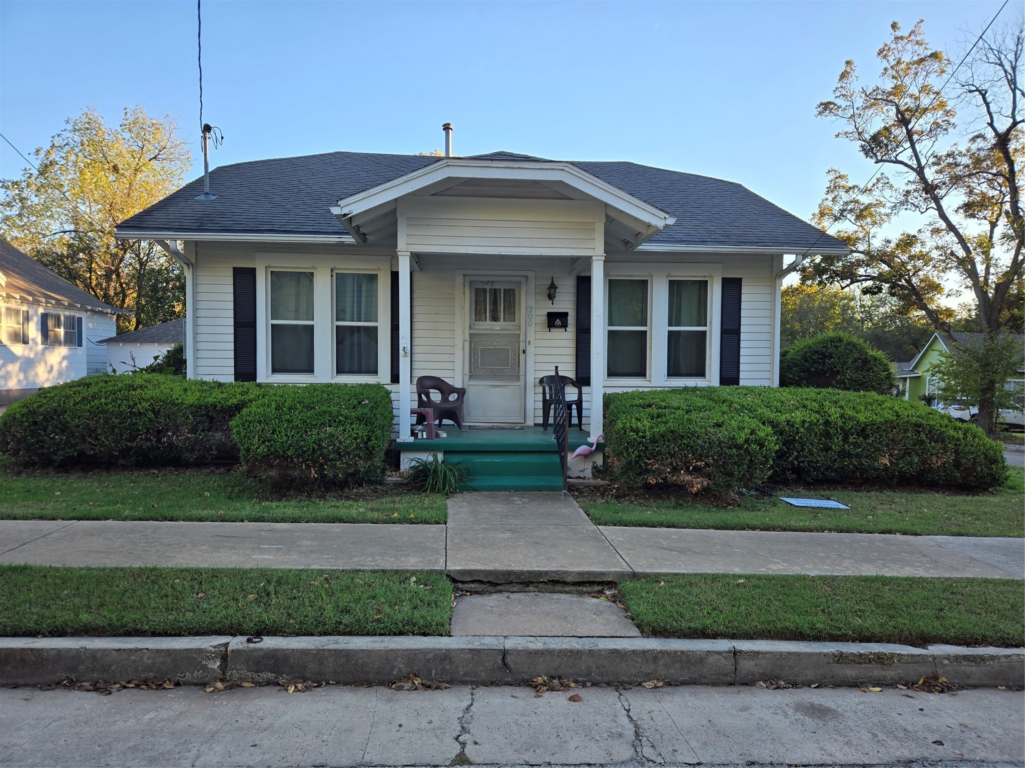 200 E Garnett Street Gainesville TX 76240