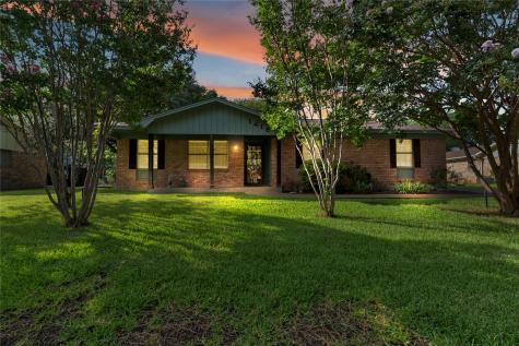 1415 Meadowlark Drive Hillsboro TX 76645