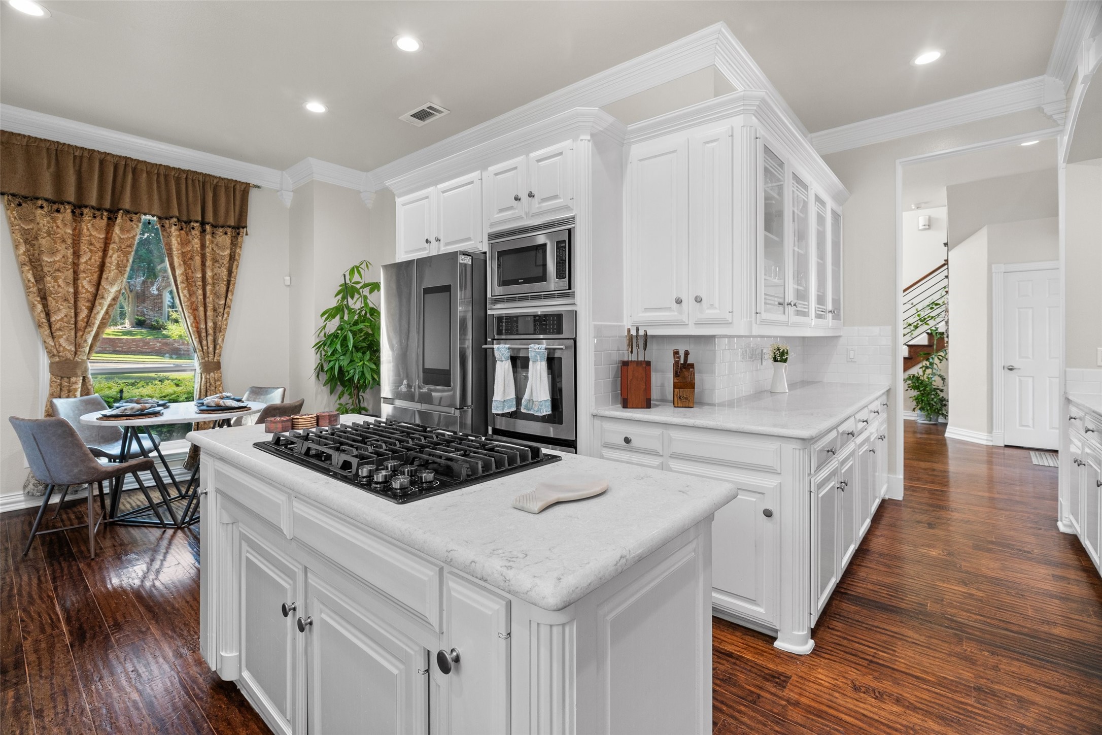 3015 Forestwood Drive Arlington TX 76006