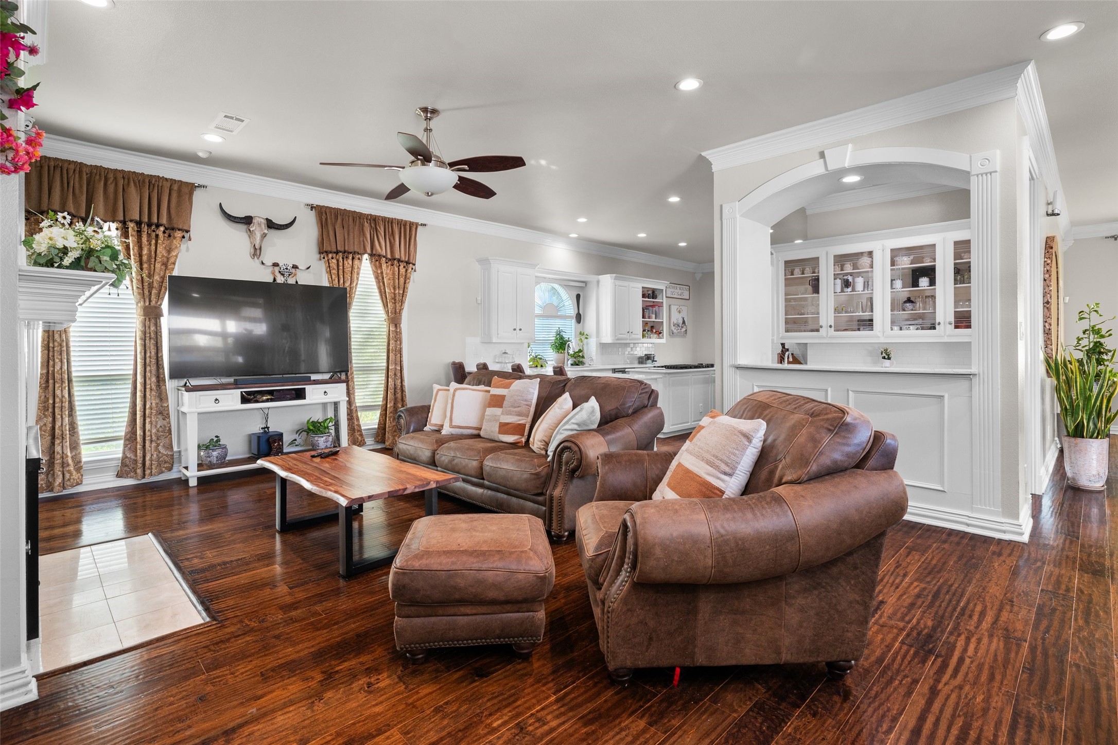 3015 Forestwood Drive Arlington TX 76006