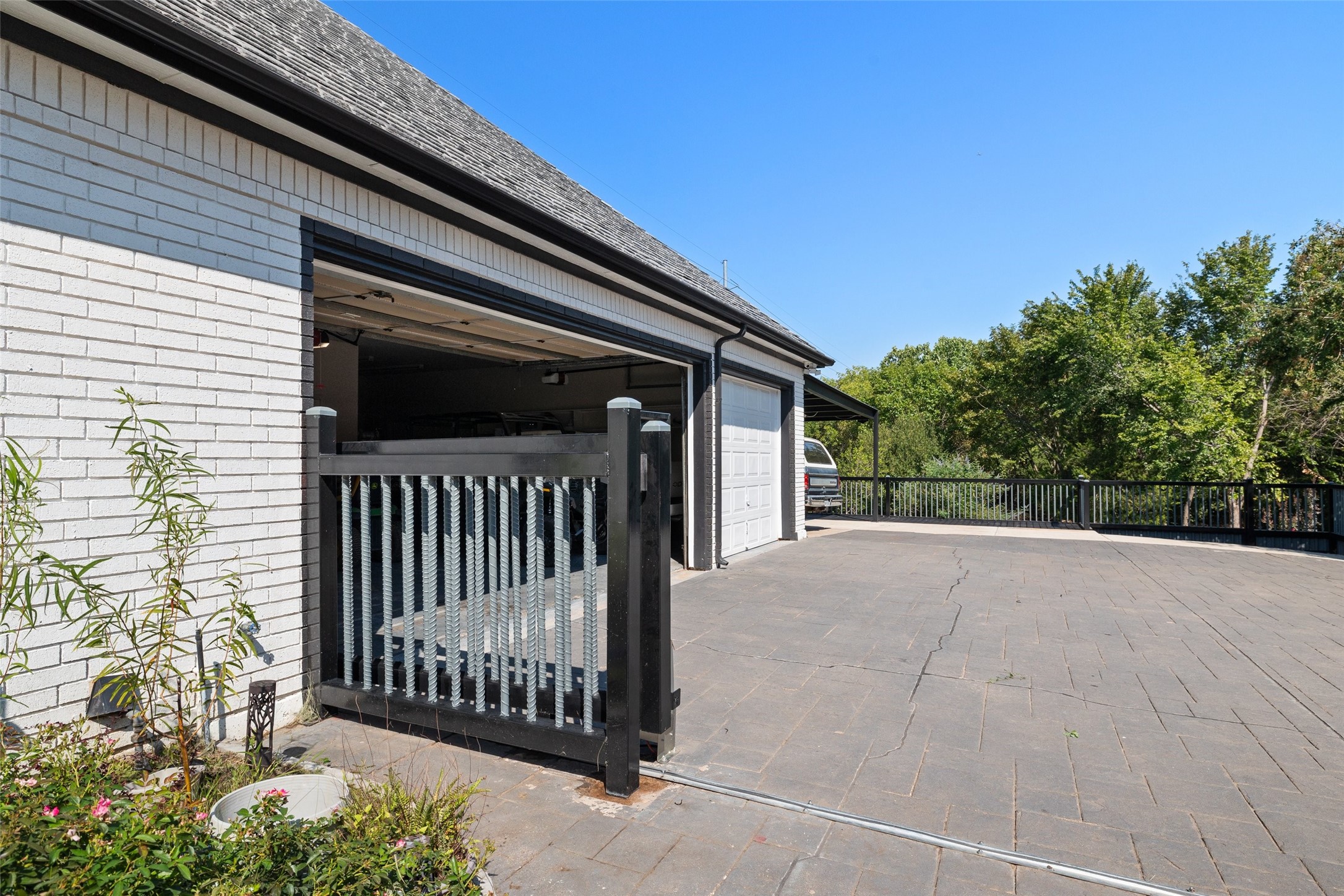 3015 Forestwood Drive Arlington TX 76006