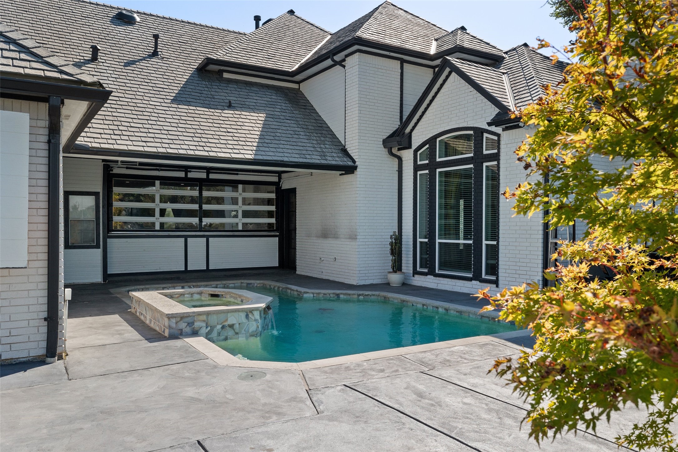 3015 Forestwood Drive Arlington TX 76006