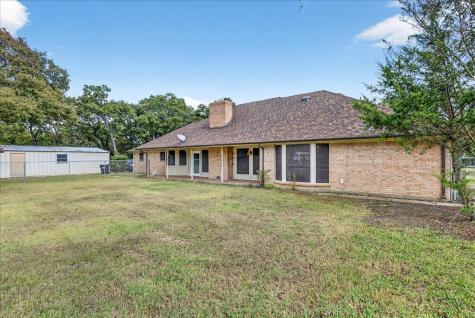 8009 Wood Lane Terrell TX 75160