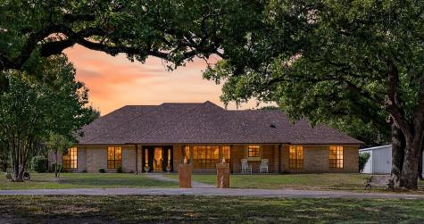 8009 Wood Lane Terrell TX 75160