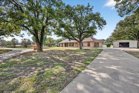 8009 Wood Lane Terrell TX 75160