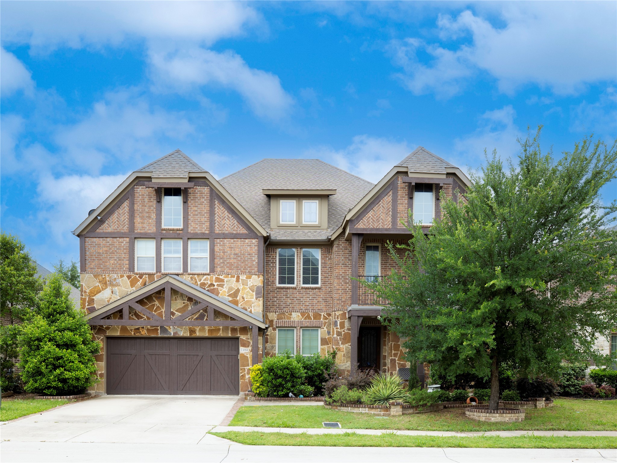 2404 Fountain Drive Irving TX 75063