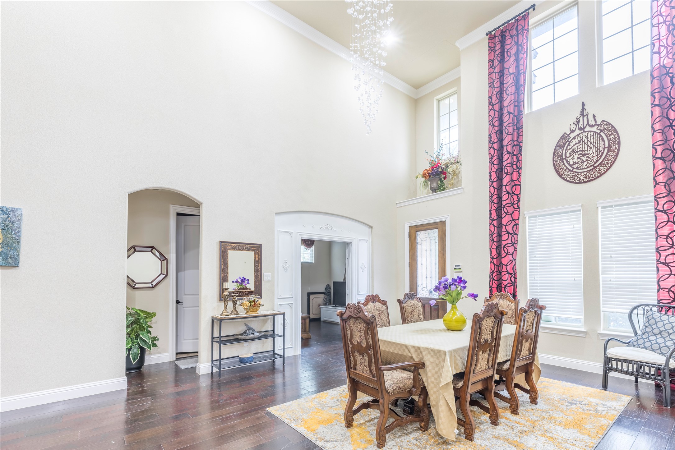 2404 Fountain Drive Irving TX 75063