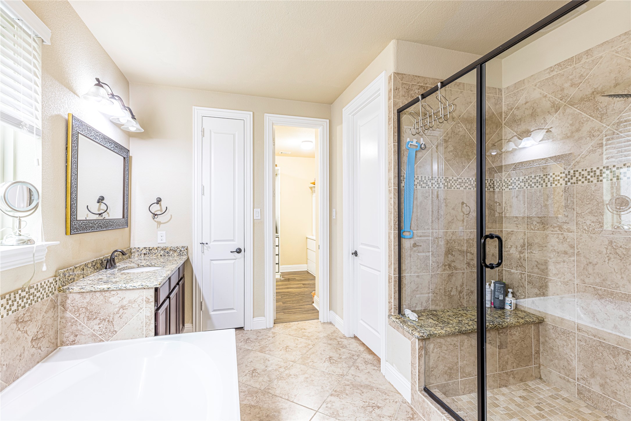 2404 Fountain Drive Irving TX 75063