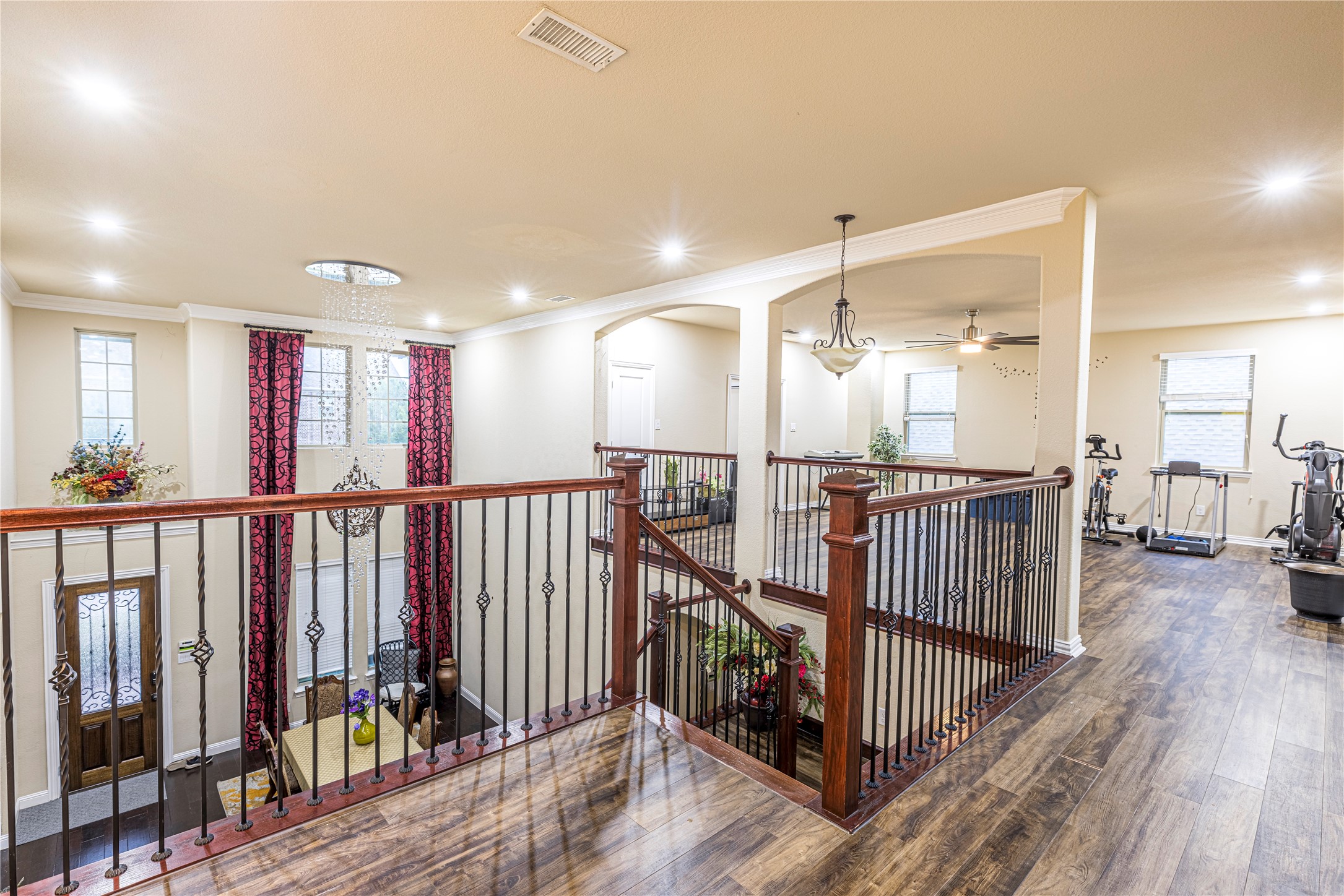 2404 Fountain Drive Irving TX 75063