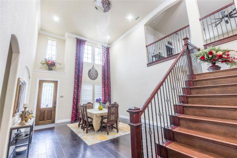 2404 Fountain Drive Irving TX 75063