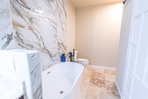 2404 Fountain Drive Irving TX 75063
