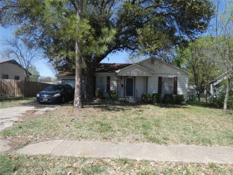 209 Fairview Street Garland TX 75040