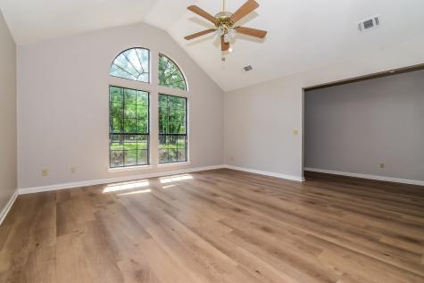 320 33rd Street SW Paris TX 75460