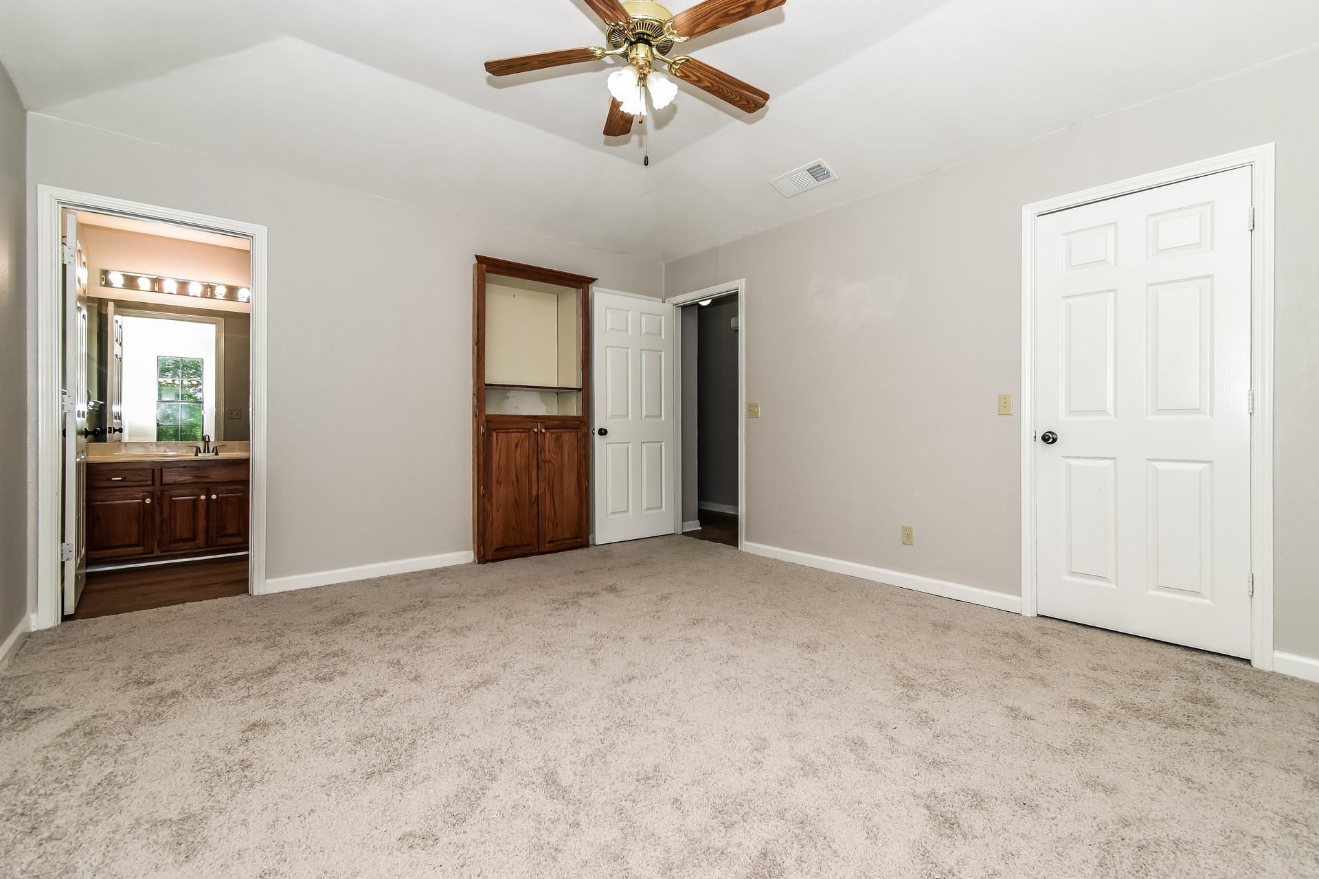 320 33rd Street SW Paris TX 75460