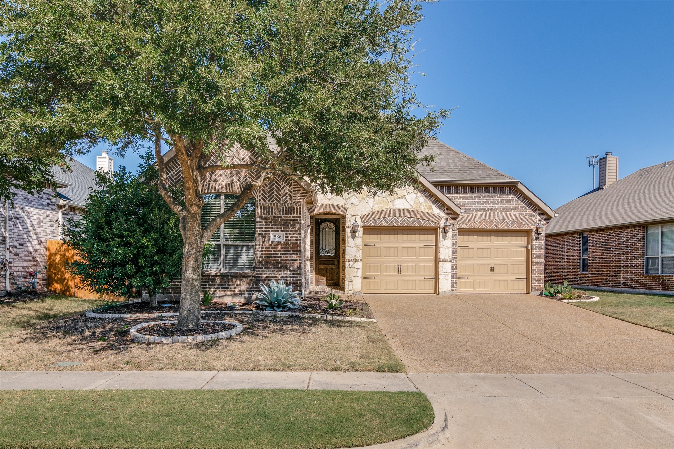 586 Louder Way Fate TX 75087