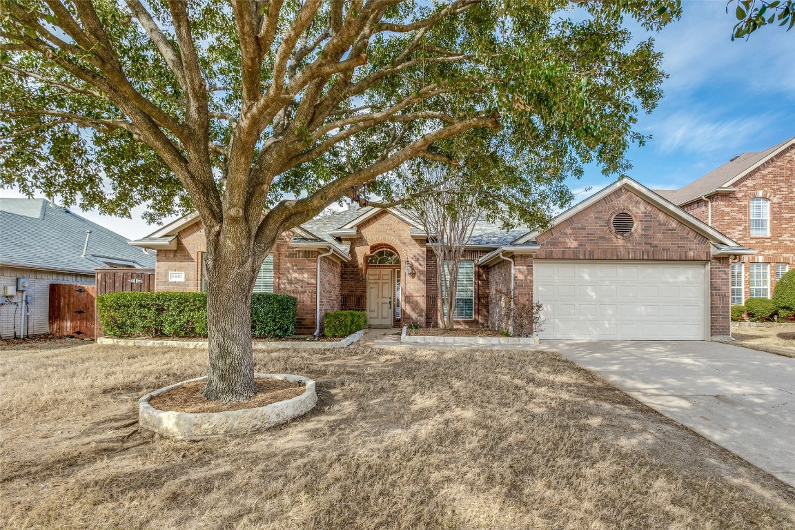 5901 Wamego Lane Plano TX 75094
